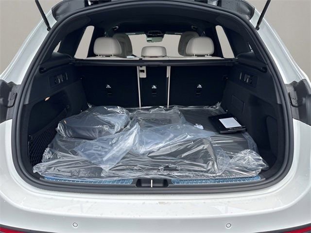 New 2025 Mercedes-Benz GLC 350e 4MATIC image 23