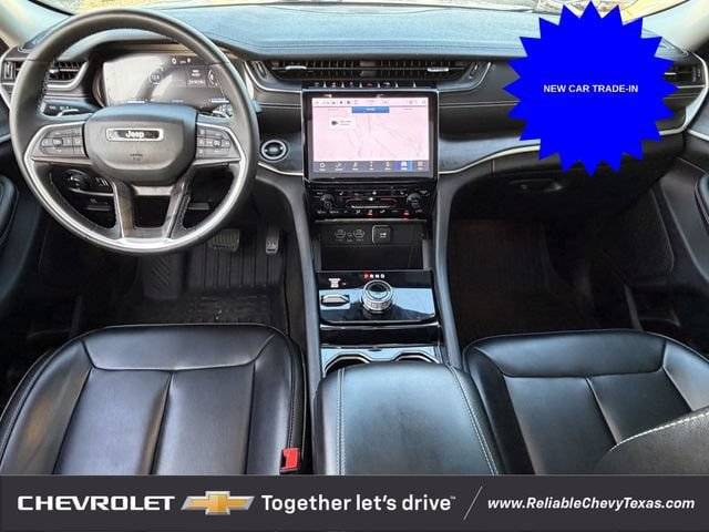 Used 2023 Jeep Grand Cherokee Limited w/ Black Appearance Package AWD/4WD image 11
