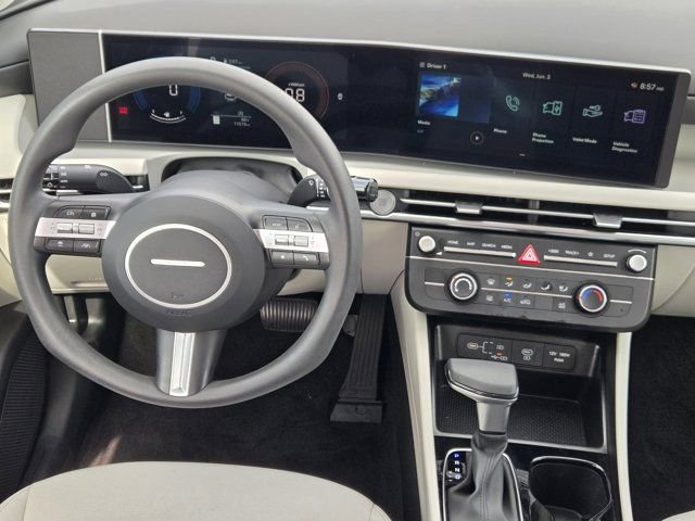 Used 2025 Hyundai Tucson SE FWD image 27