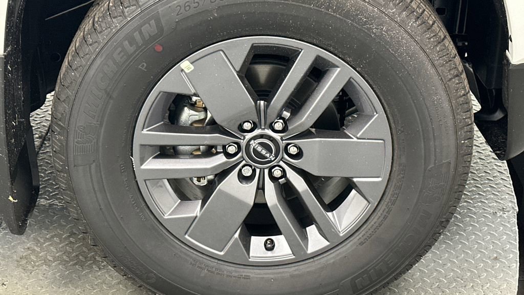 Used 2025 Nissan Frontier SV w/ SV Convenience Package image 20