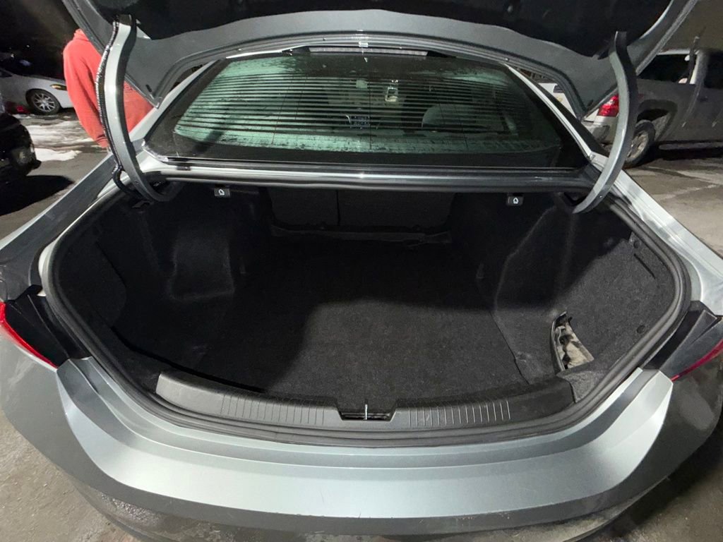 Used 2024 Chevrolet Malibu LT image 11