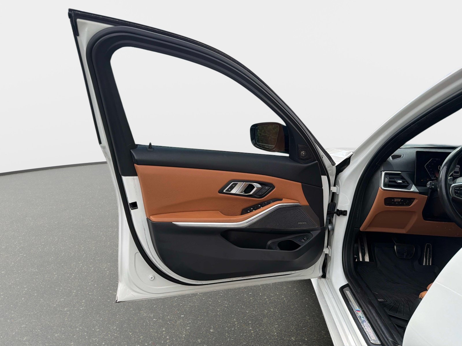 Used 2023 BMW M340i w/ Premium Package RWD image 34