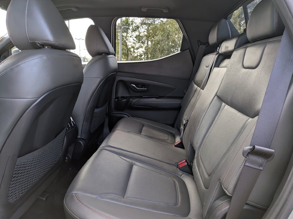 Used 2023 Hyundai Santa Cruz Limited AWD/4WD image 13
