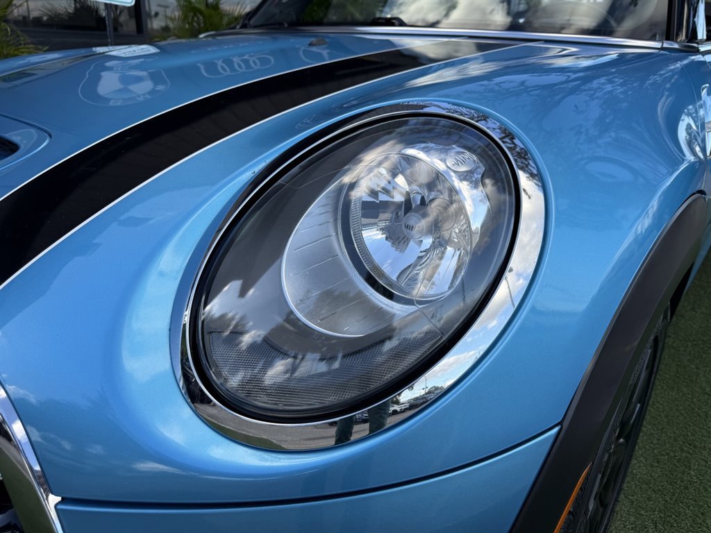Used 2016 MINI Cooper S image 13