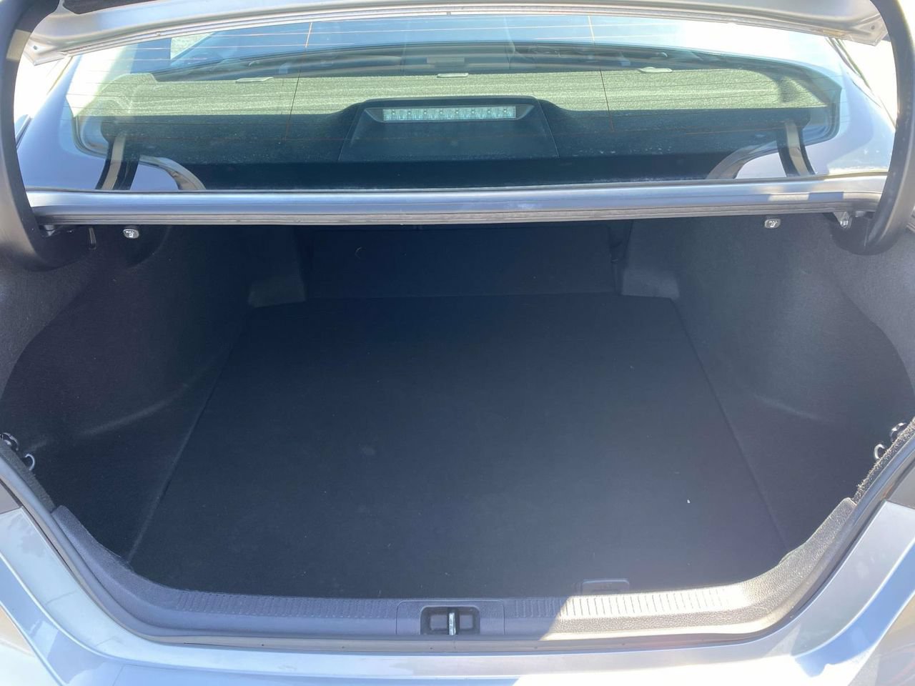 Used 2023 Toyota Camry XSE FWD image 9