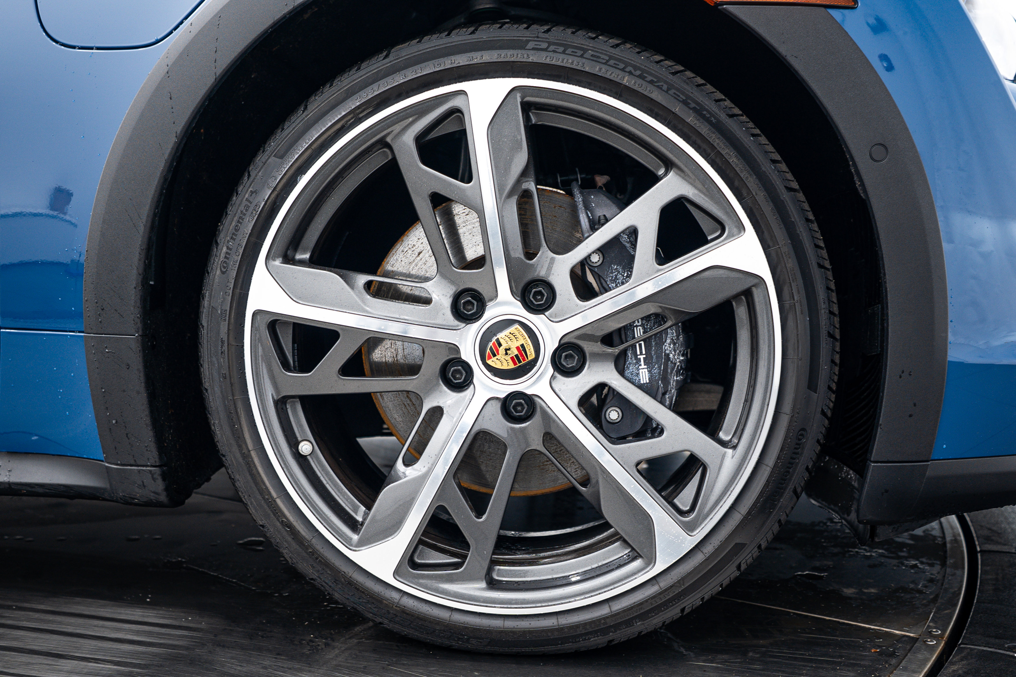 Certified 2024 Porsche Taycan 4 Cross Turismo image 11