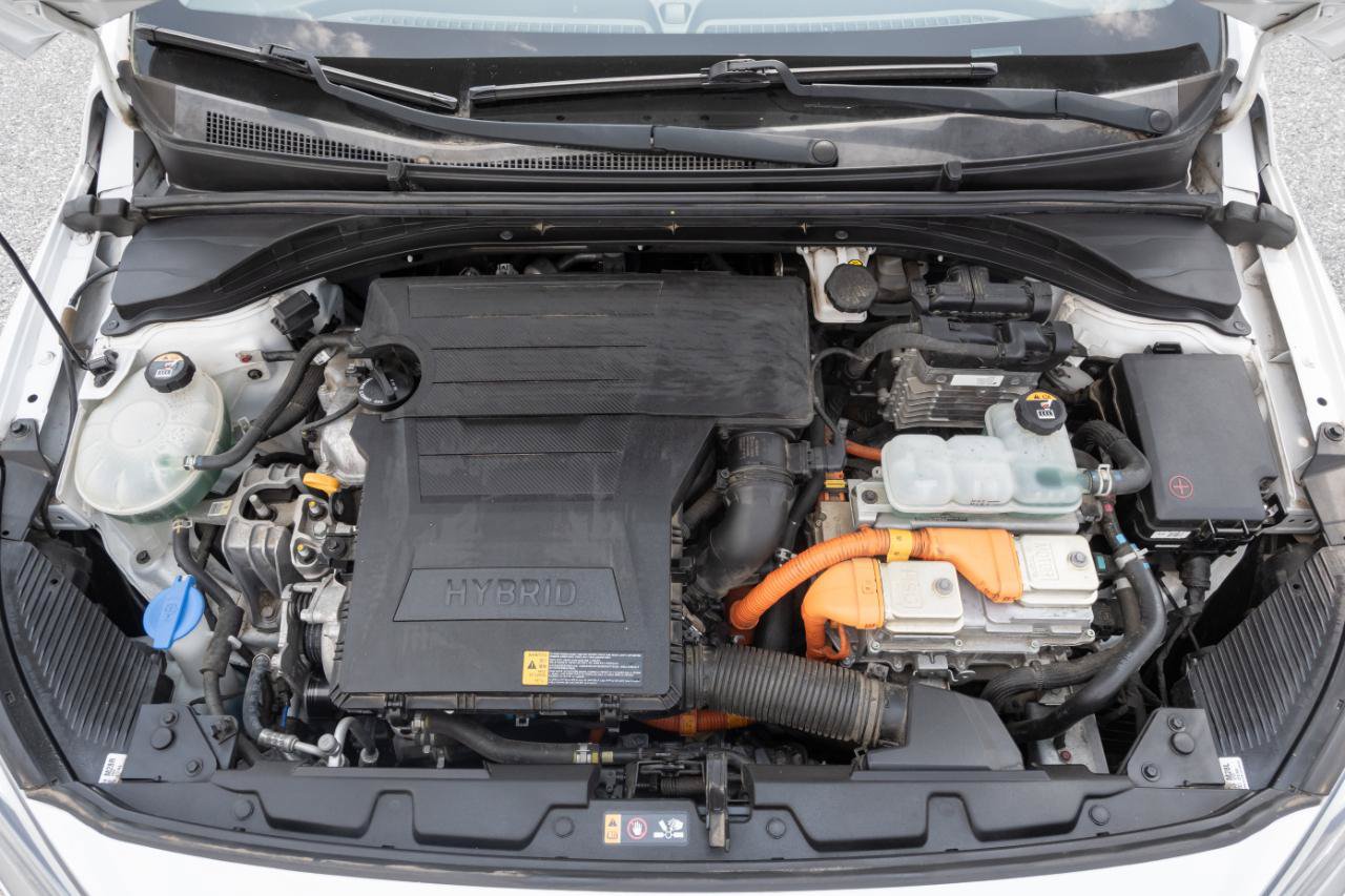 Used 2020 Hyundai Ioniq Blue FWD image 37