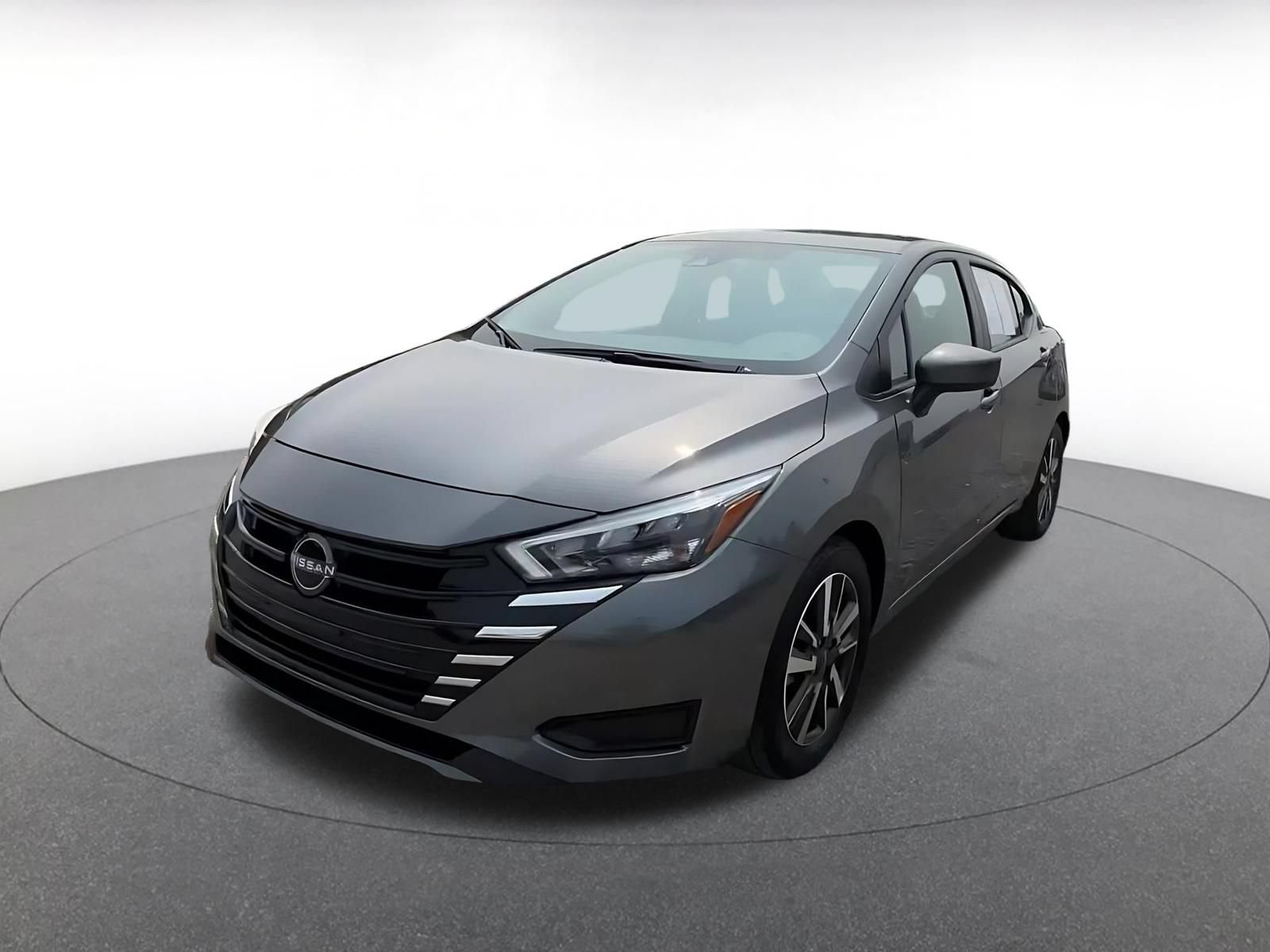 Used 2025 Nissan Versa SV FWD image 7