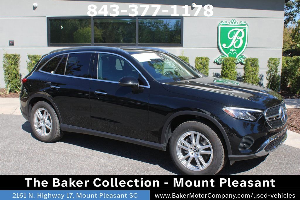 Certified 2025 Mercedes-Benz GLC 300 image 2