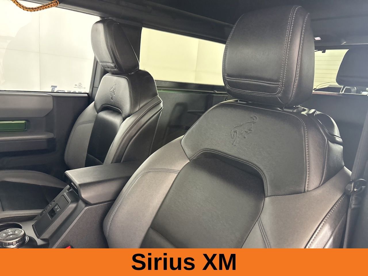 Used 2023 Ford Bronco Black Diamond image 9