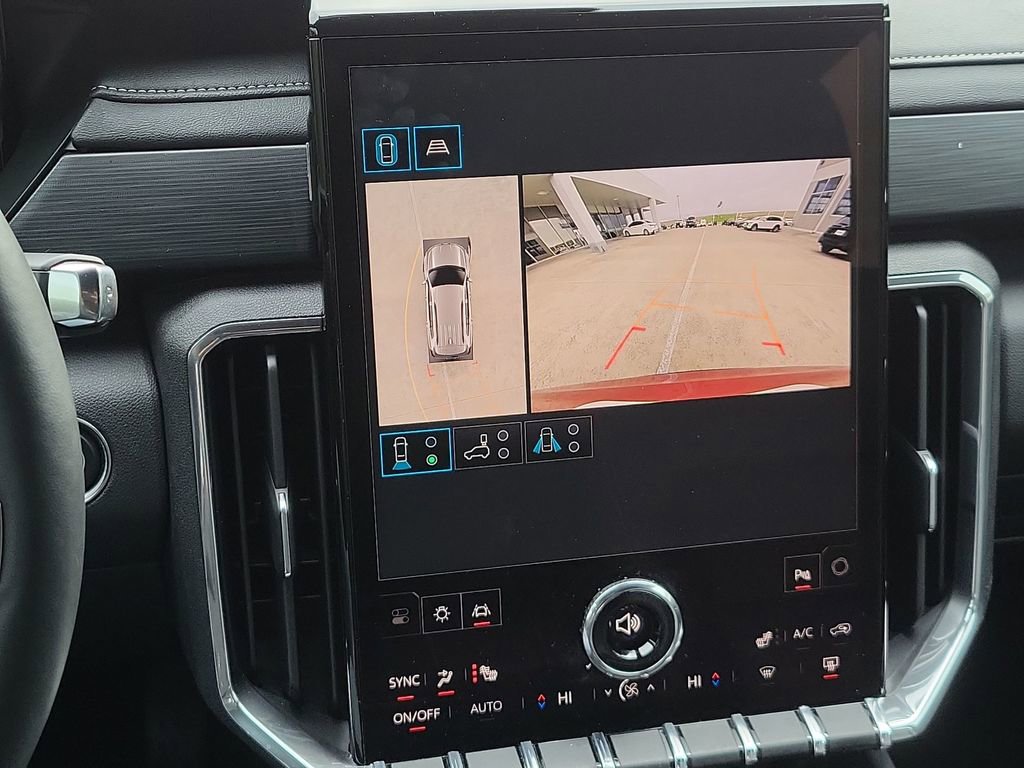 Certified 2024 GMC Acadia Elevation w/ Luxury Package image 16