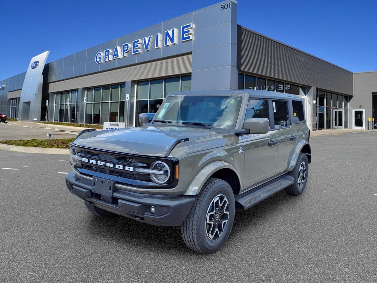 New 2026 Ford Bronco Outer Banks