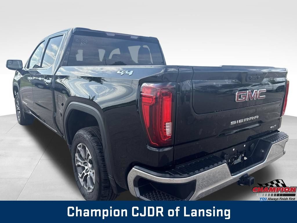 Used 2025 GMC Sierra 1500 SLT AWD/4WD image 5