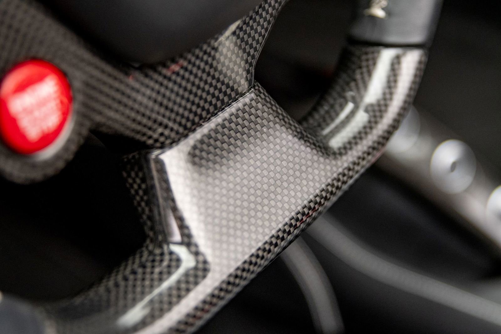 Used 2017 Ferrari 488 Spider image 23