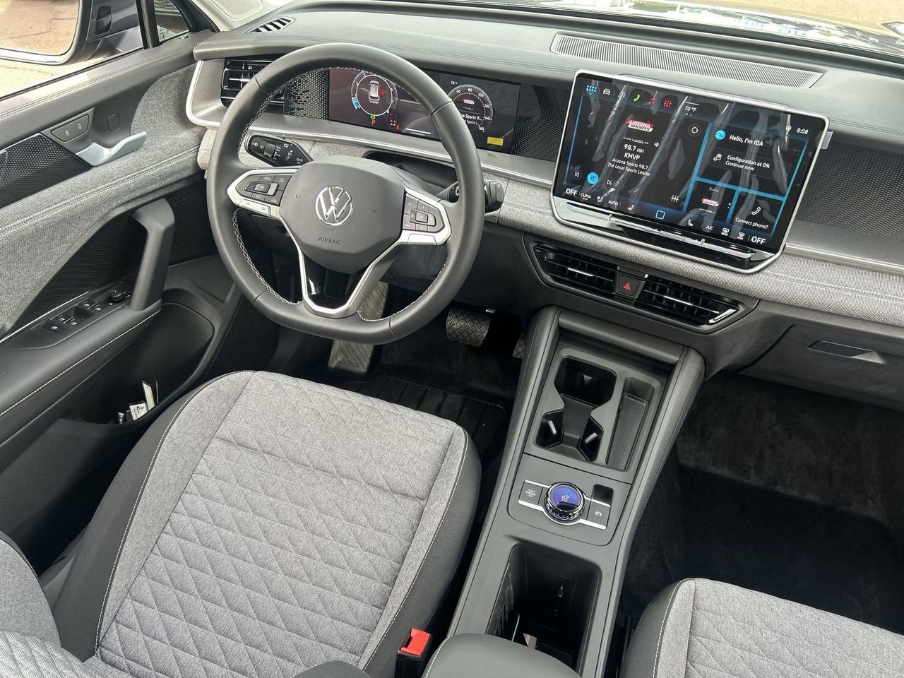 New 2026 Volkswagen Tiguan S image 10