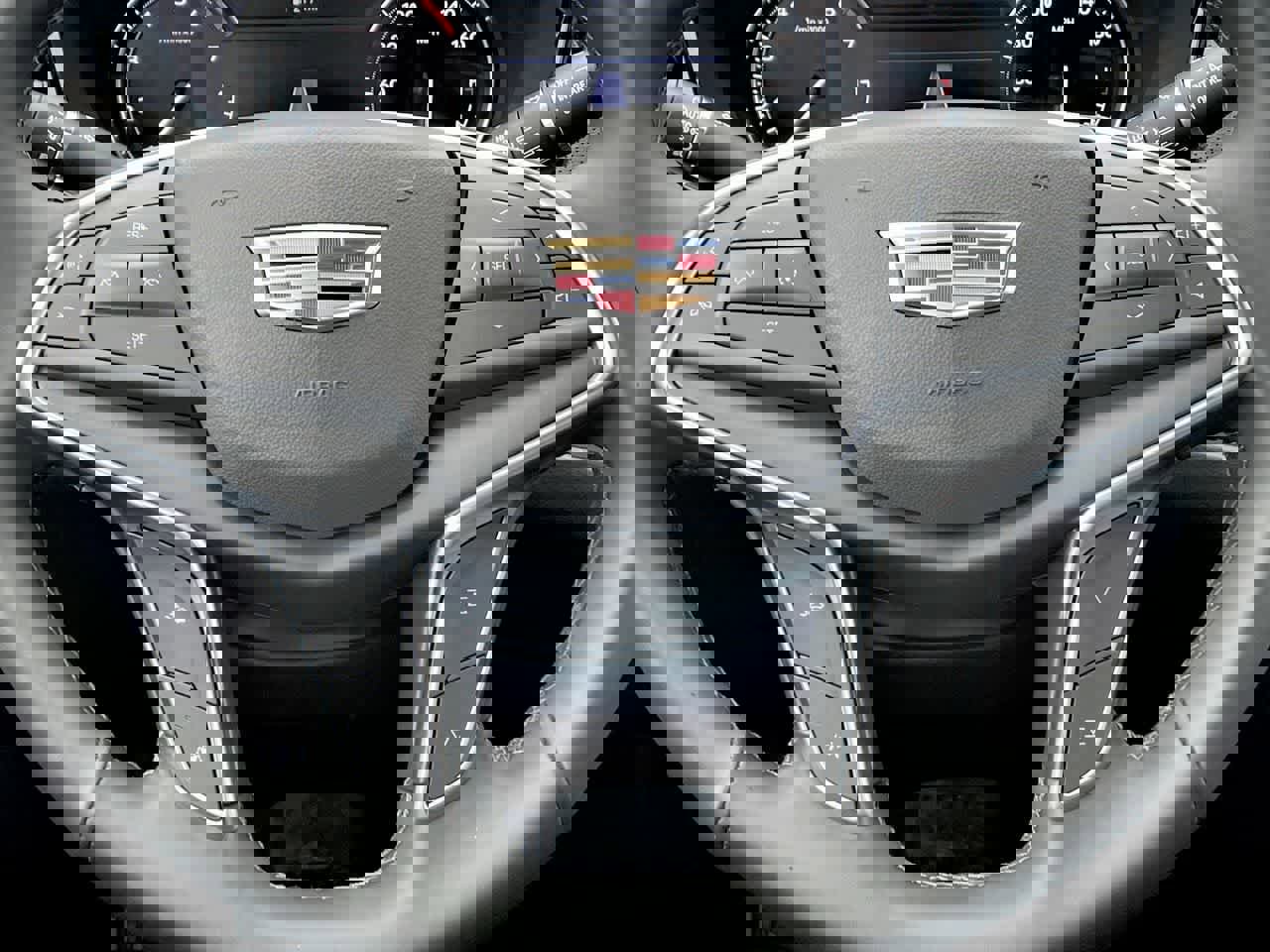 Certified 2024 Cadillac XT5 Luxury w/ LPO, Floor Liner Package image 10