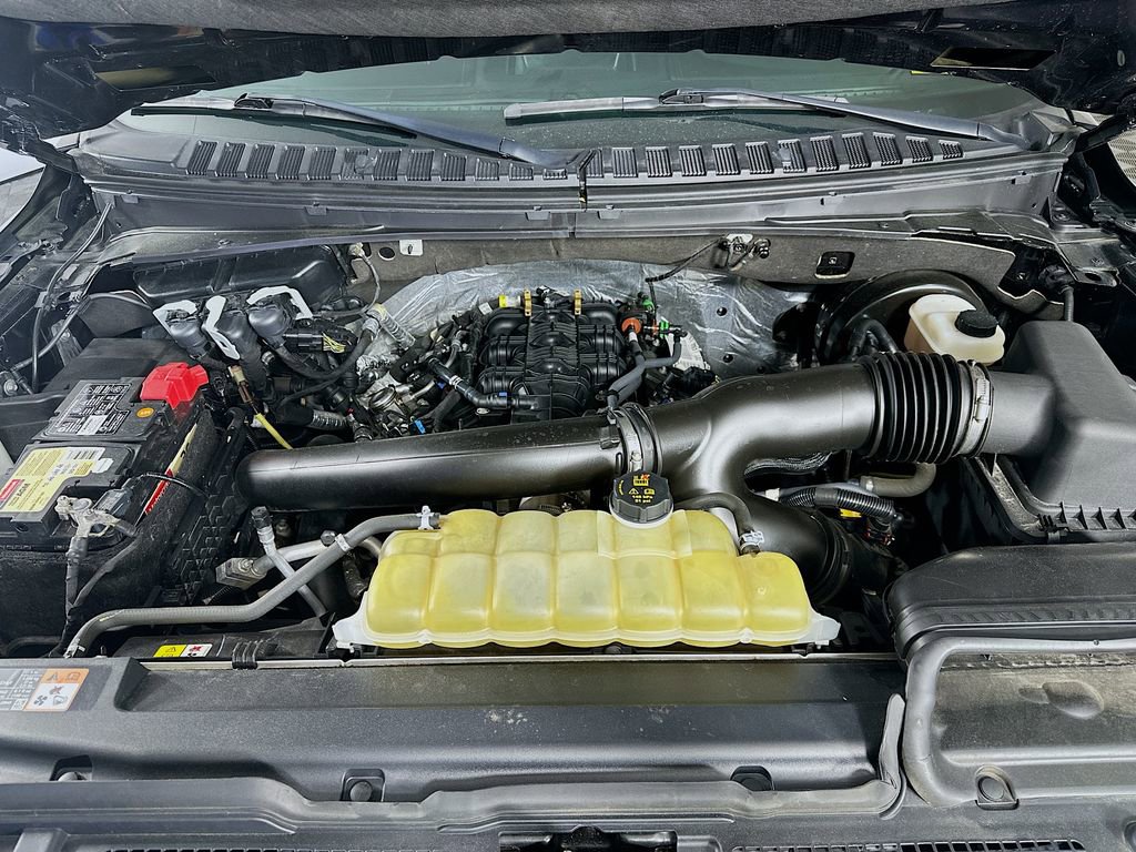 Used 2021 Ford Expedition XLT image 33