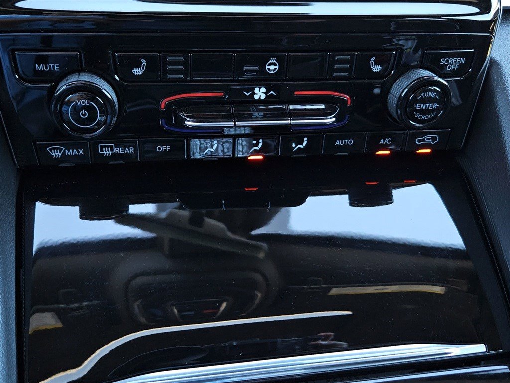 New 2025 Jeep Grand Cherokee L Laredo w/ Luxury Tech Group I image 25