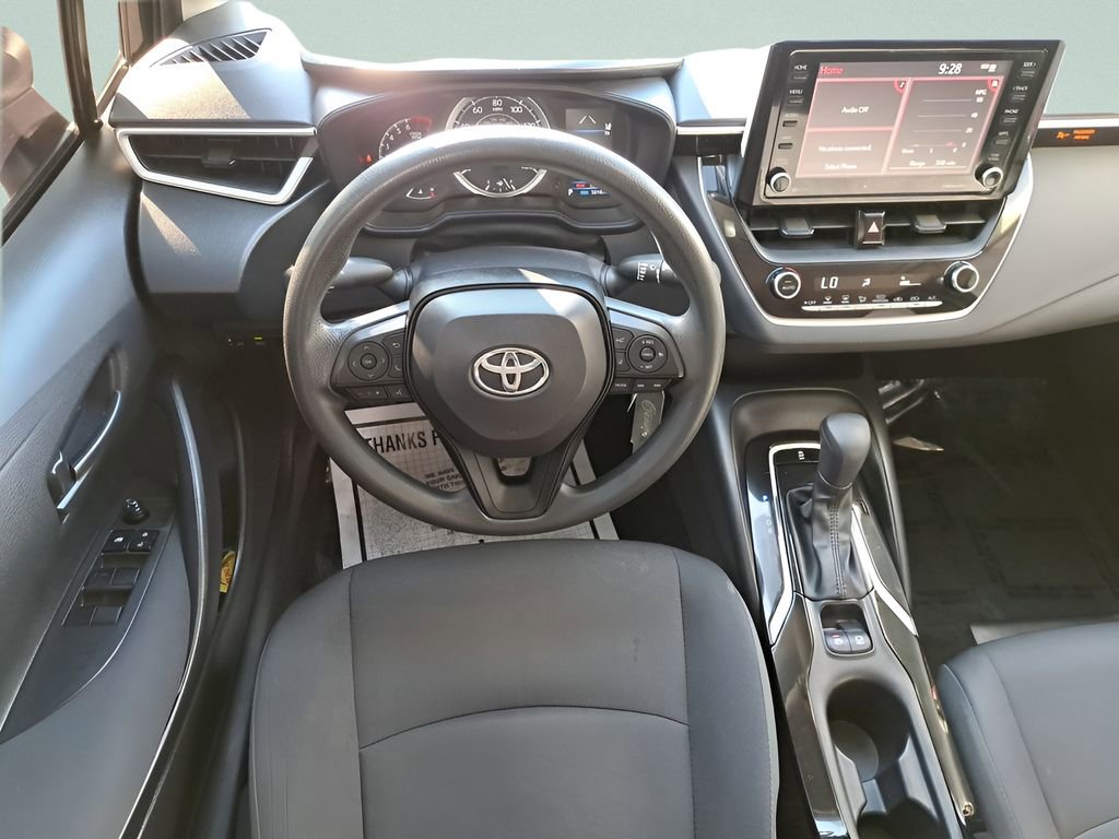 Used 2022 Toyota Corolla LE image 10