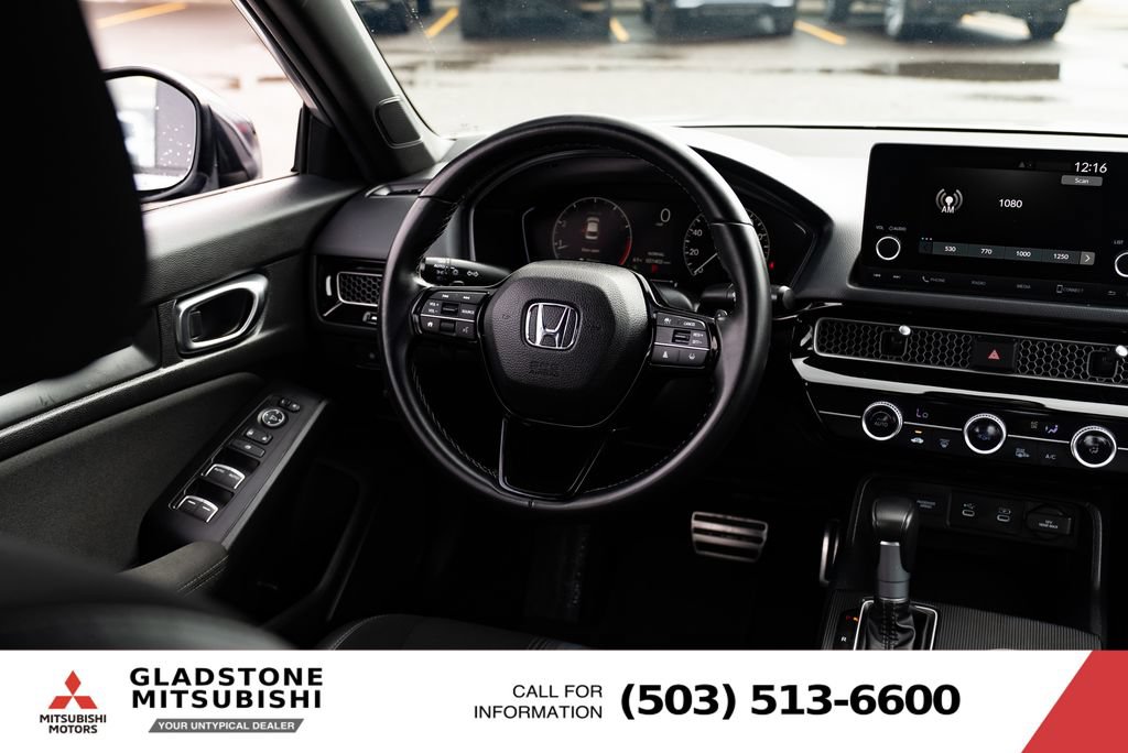 Used 2025 Honda Civic Sport image 10