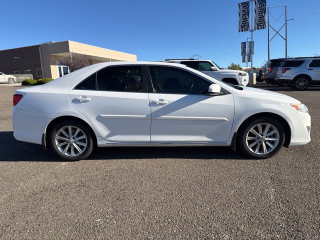 Used 2012 Toyota Camry XLE w/ Leather Pkg FWD image 4
