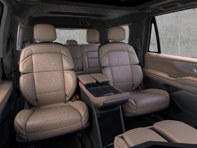 New 2026 Lincoln Navigator Black Label AWD/4WD image 11