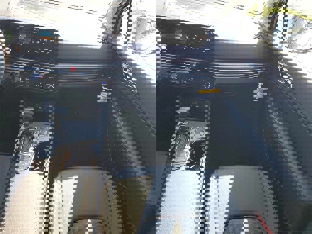 New 2026 Kia Sportage EX w/ EX Panorama Roof Package image 26