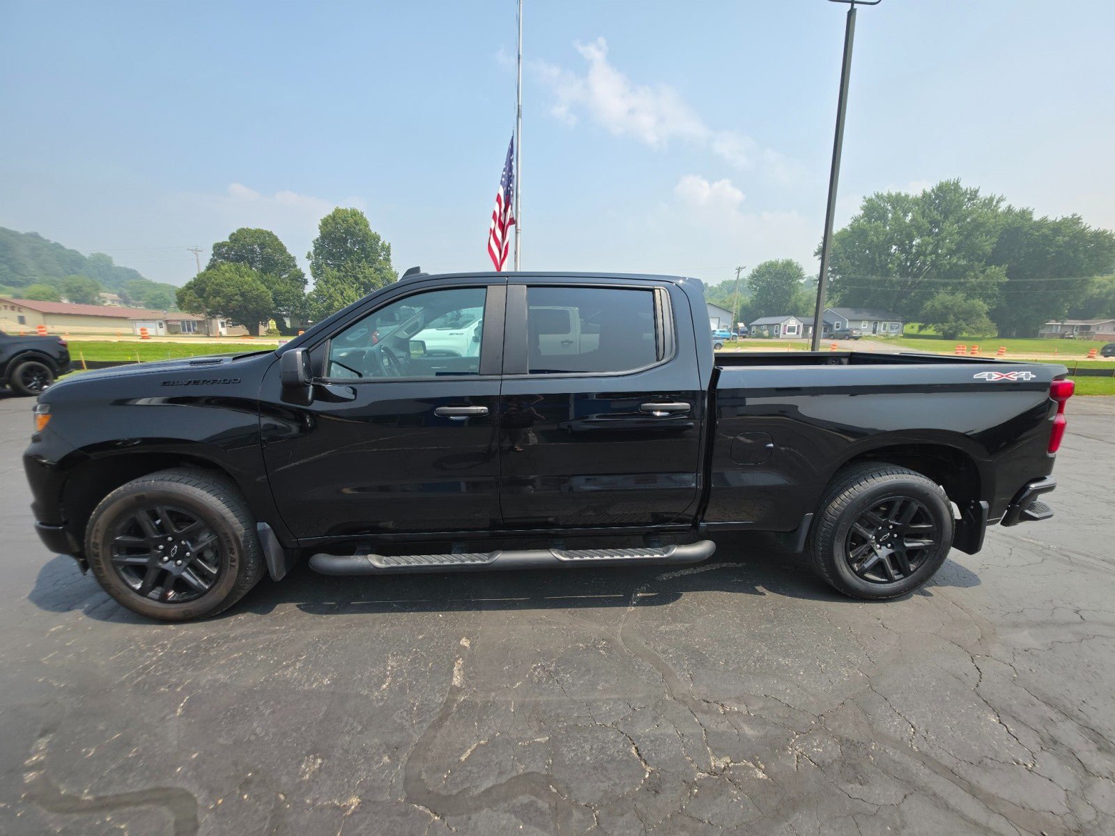 Used 2024 Chevrolet Silverado 1500 Custom w/ Rally Edition AWD/4WD image 2