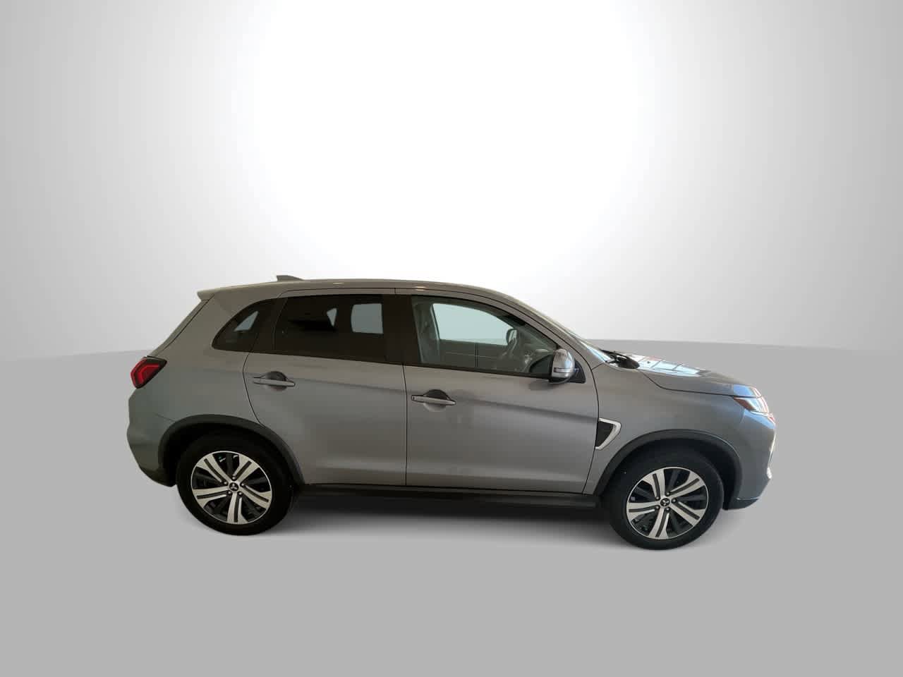 Used 2021 Mitsubishi Outlander Sport SE AWD/4WD image 9