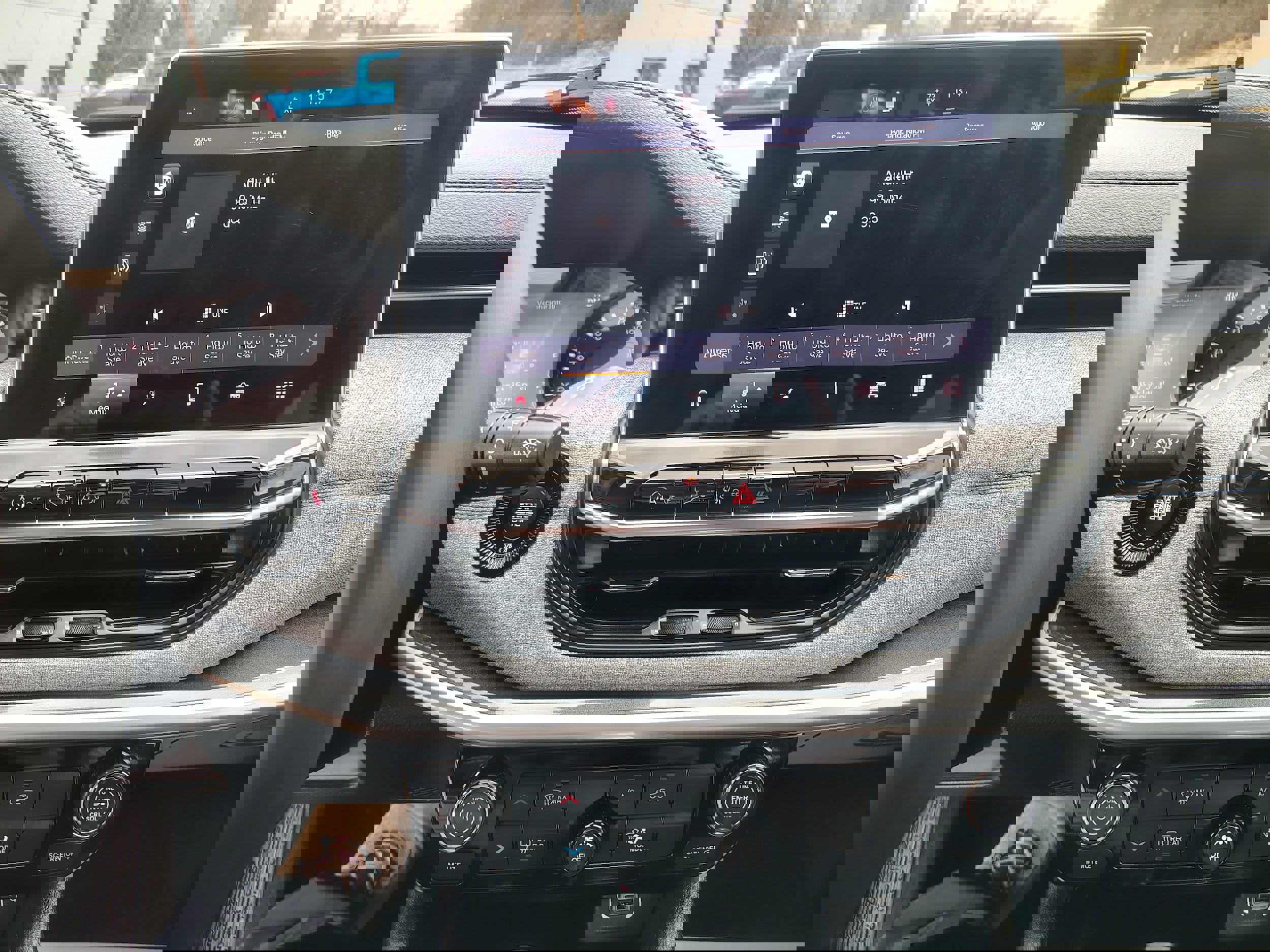 Used 2024 Jeep Compass Latitude image 33