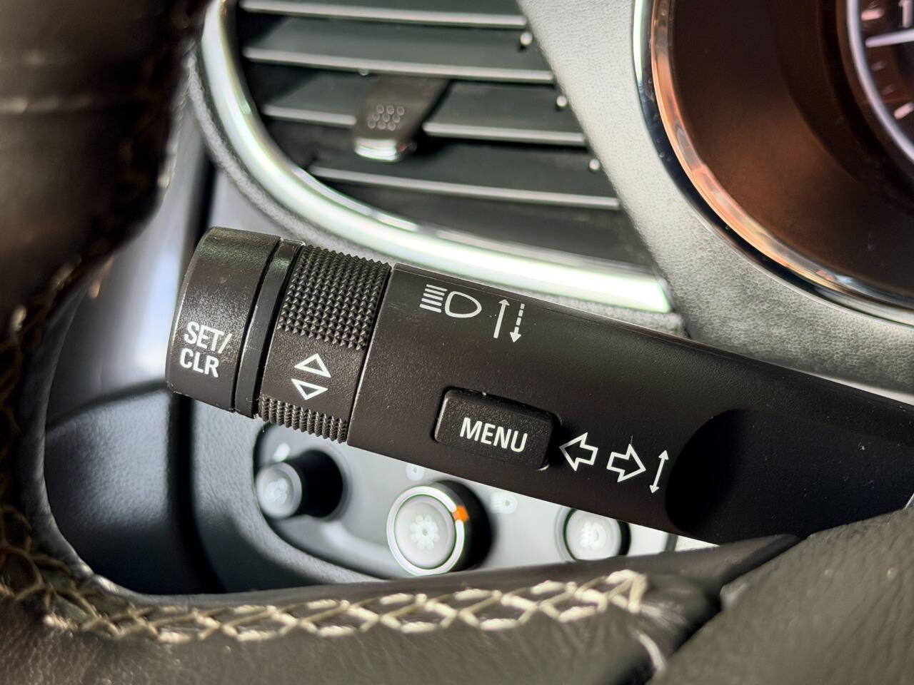 Used 2017 Buick Encore Essence FWD image 31