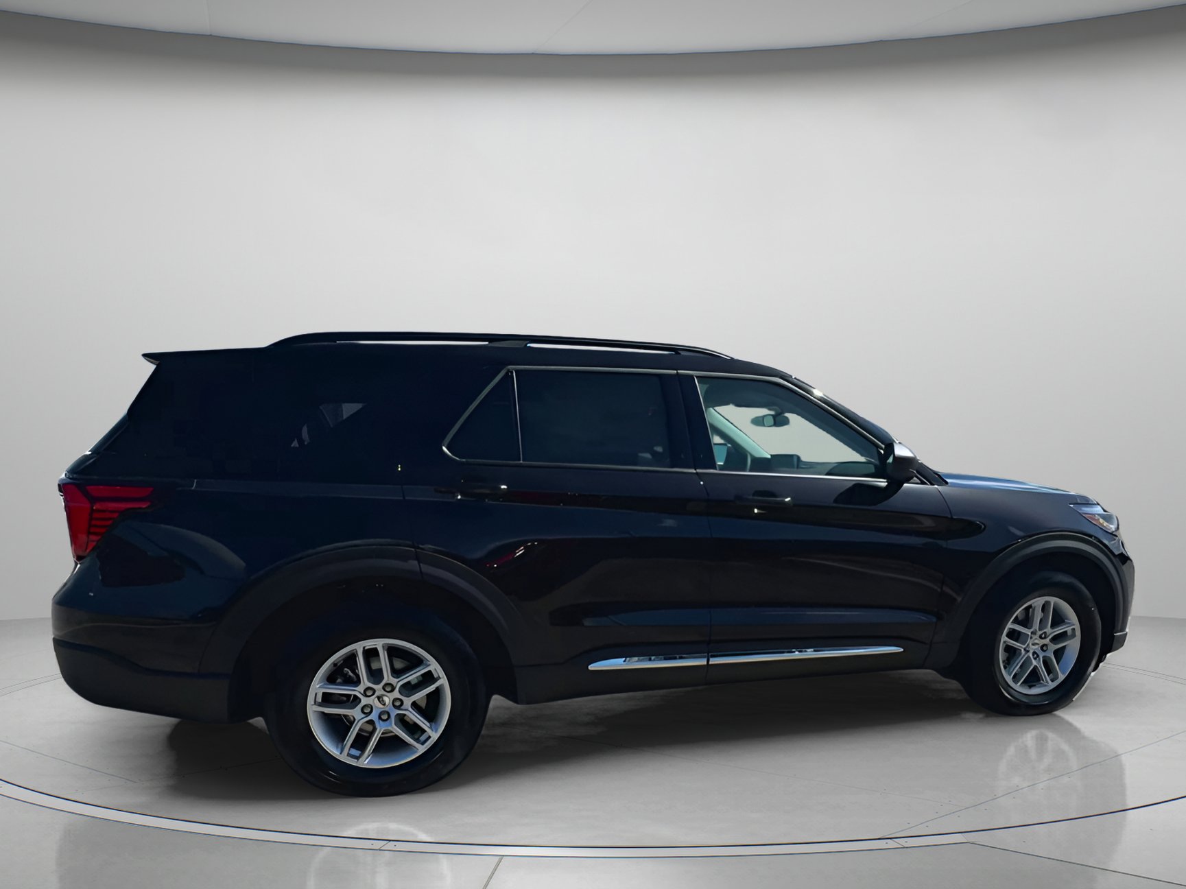 New 2025 Ford Explorer Active w/ Active Comfort Package image 35