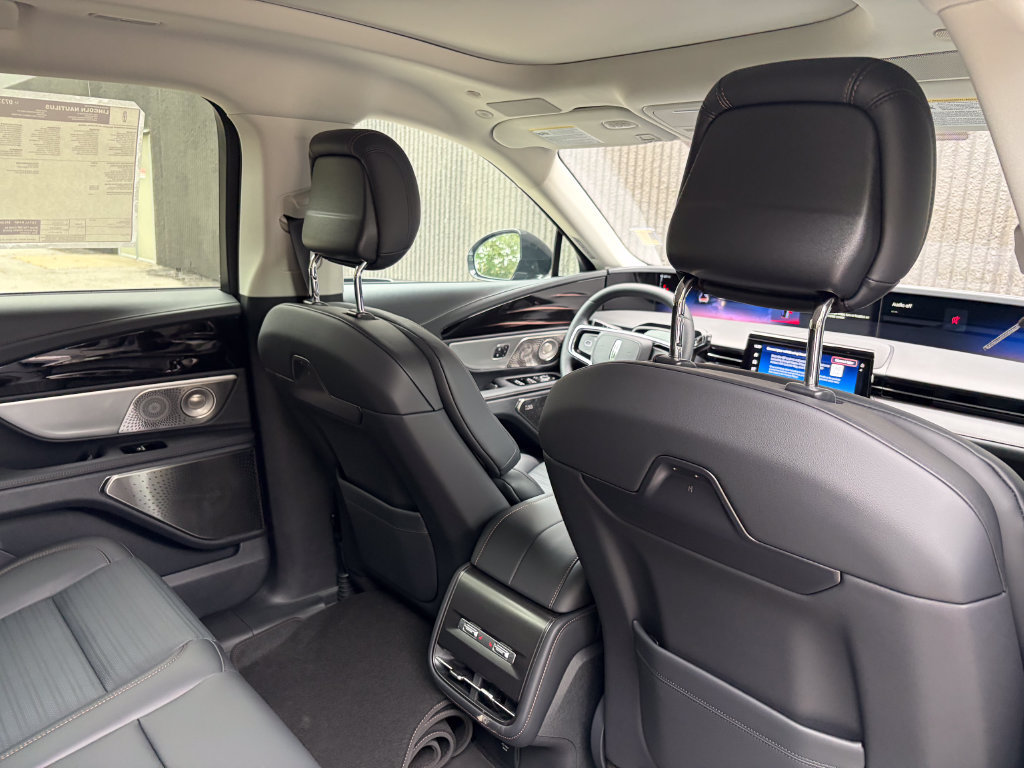 New 2026 Lincoln Nautilus Reserve AWD/4WD image 27