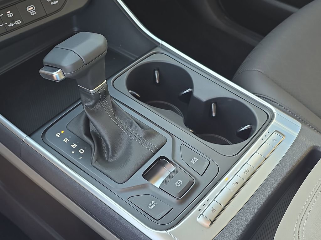 New 2026 Kia Carnival FWD image 25