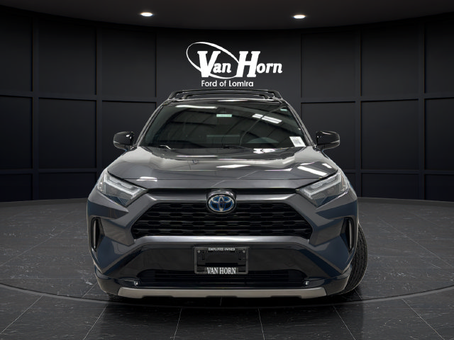 Used 2023 Toyota RAV4 XSE AWD/4WD image 2