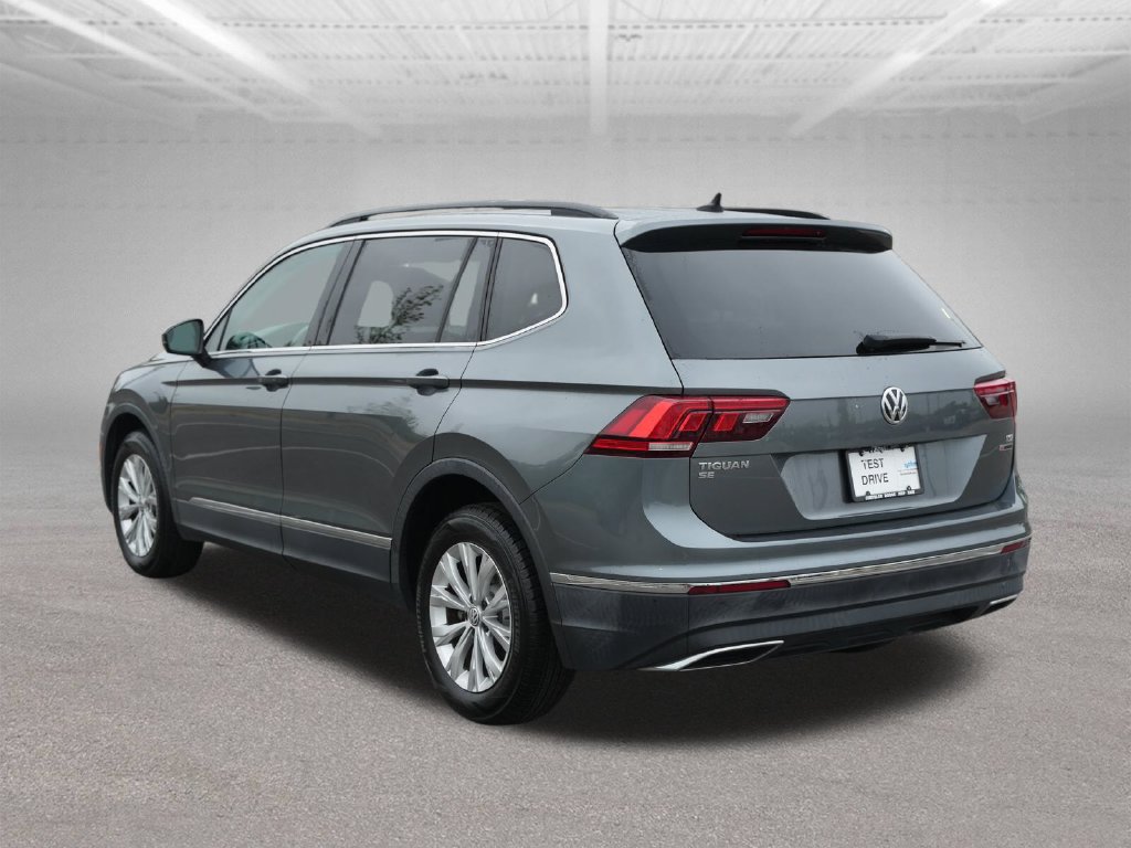 Used 2018 Volkswagen Tiguan SE w/ Panoramic Sunroof Package AWD/4WD image 5