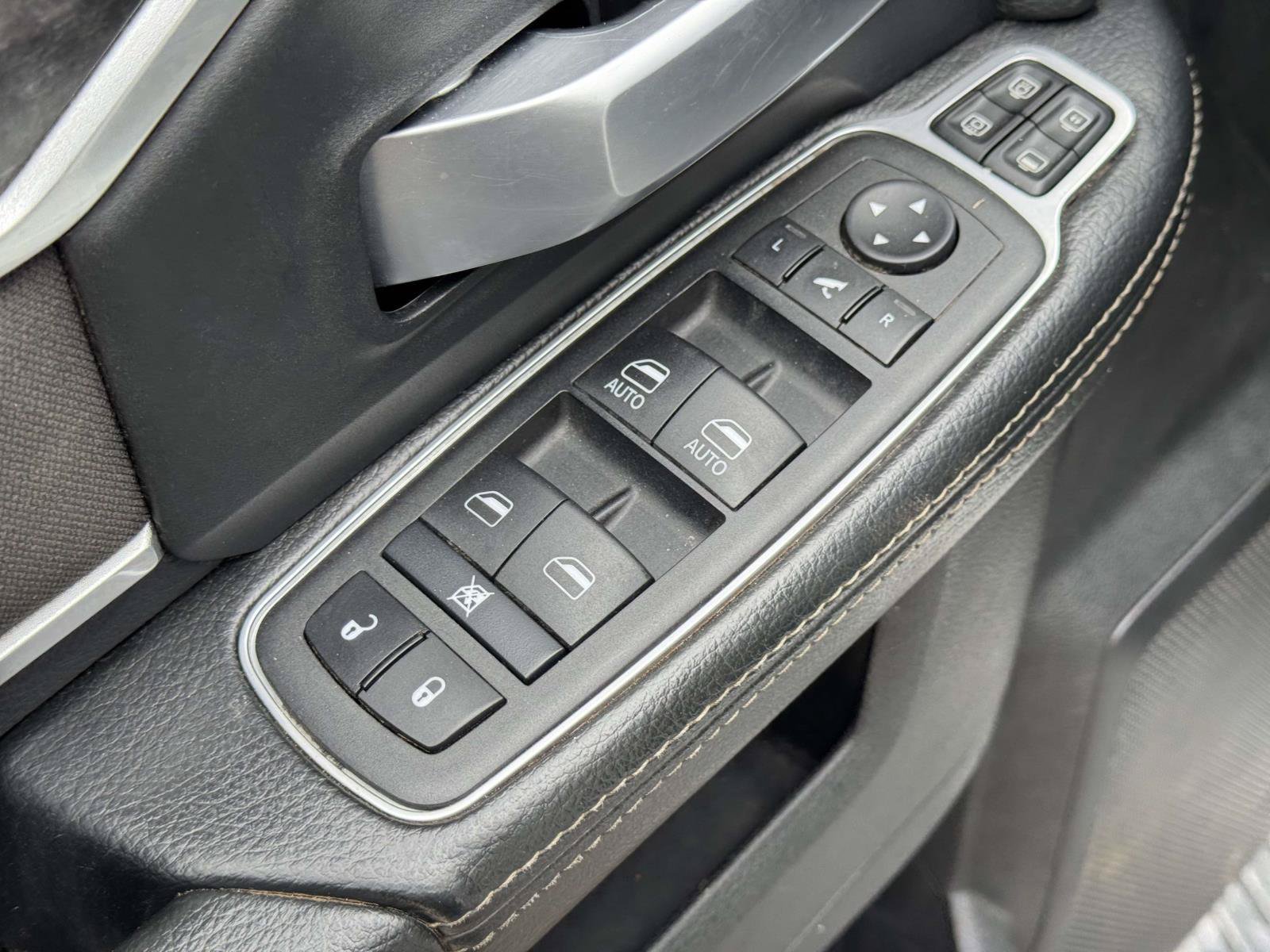 Used 2024 RAM 2500 Big Horn AWD/4WD image 15