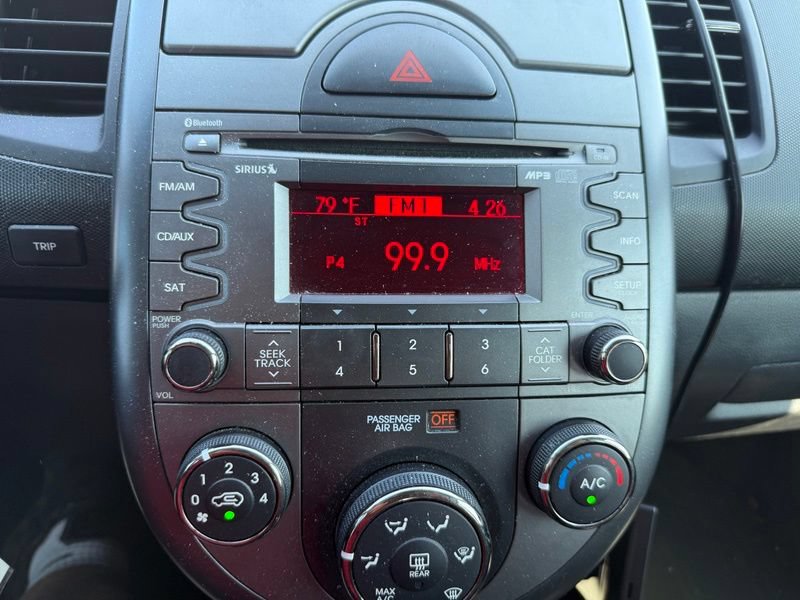 Used 2011 Kia Soul + w/ Audio Pkg FWD image 12
