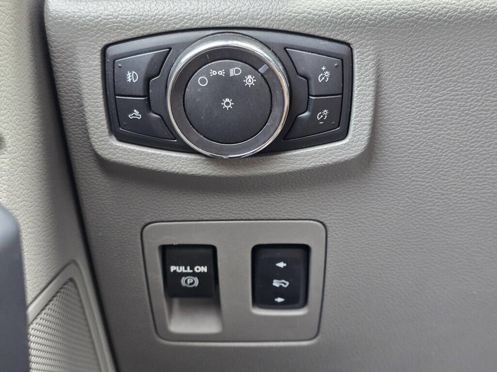 Used 2018 Ford F150 XLT w/ Equipment Group 301A Mid RWD image 17