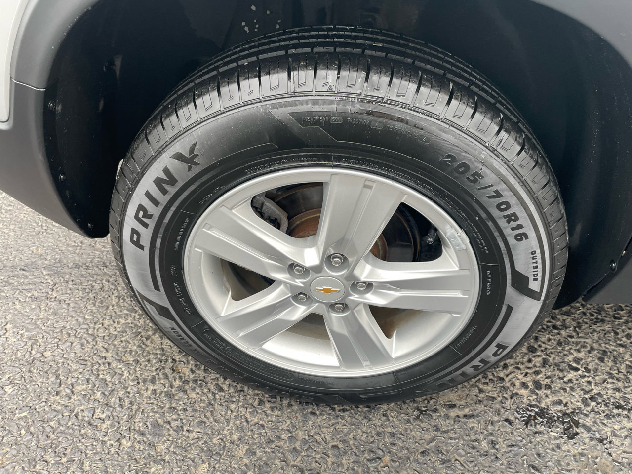 Used 2018 Chevrolet Trax LS AWD/4WD image 13