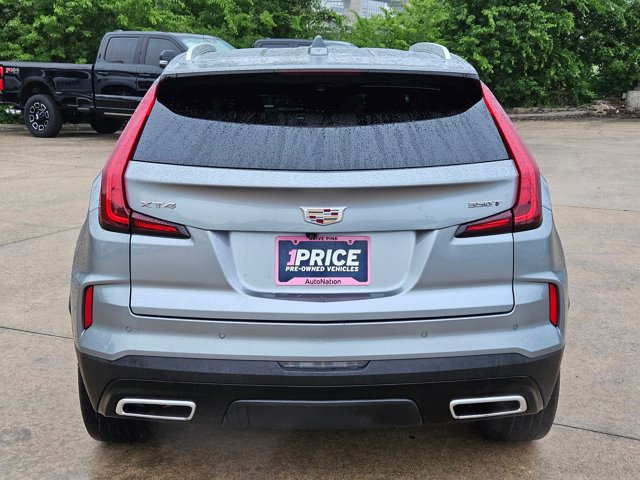 Used 2025 Cadillac XT4 Premium Luxury FWD image 7