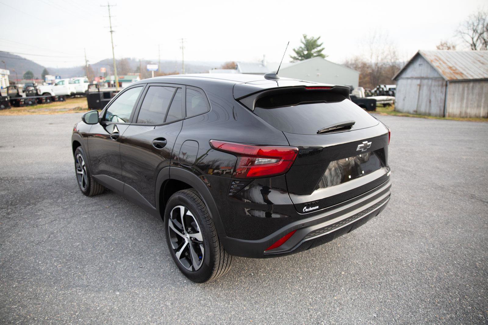 Certified 2024 Chevrolet Trax RS w/ Driver Confidence Package image 6