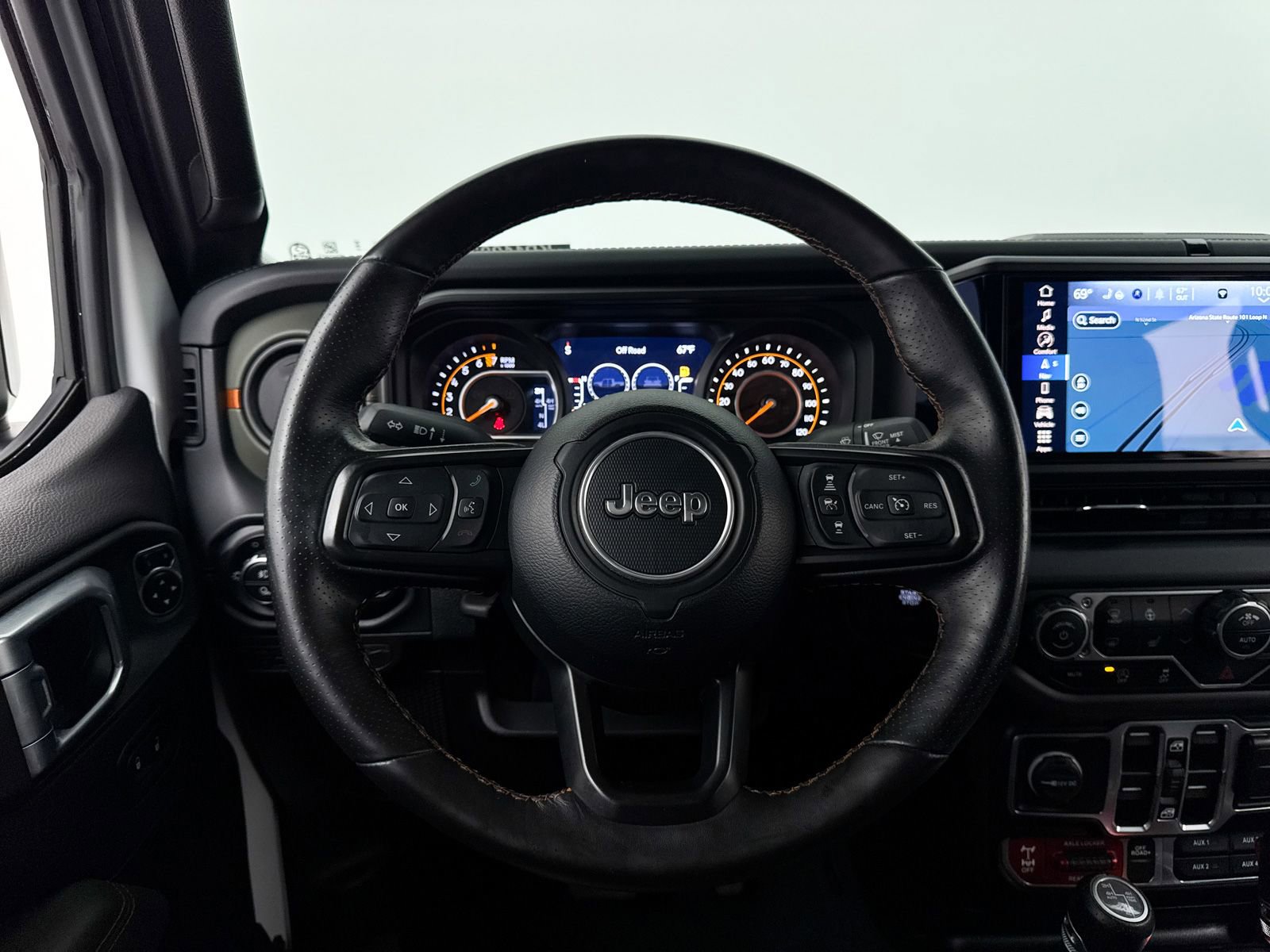 Used 2024 Jeep Gladiator Mojave AWD/4WD image 4