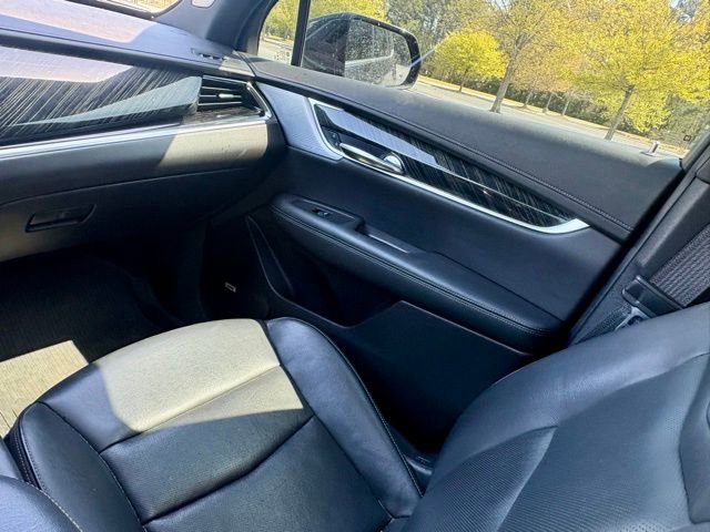 Used 2020 Cadillac XT6 Premium Luxury image 26