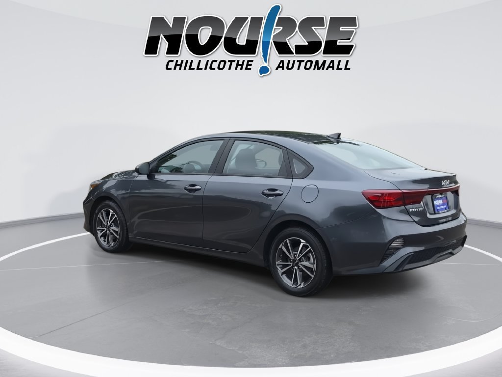 Used 2022 Kia Forte LXS FWD image 6