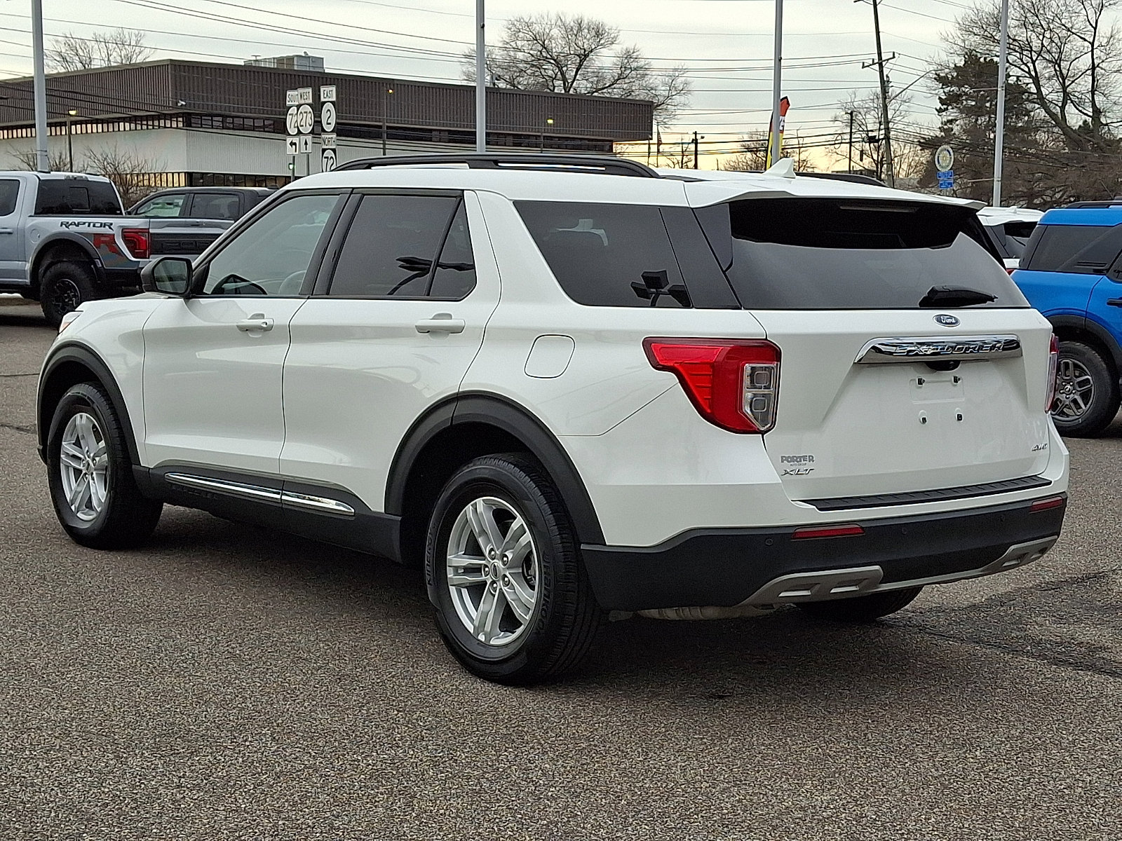 Certified 2023 Ford Explorer XLT w/ Equipment Group 202A image 7