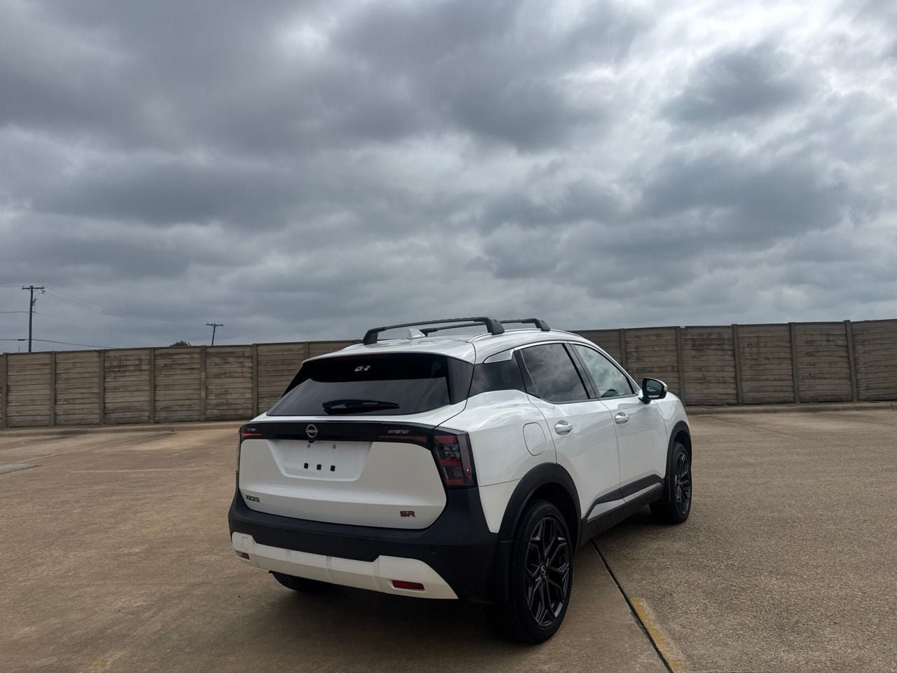 Certified 2025 Nissan Kicks SR FWD image 22