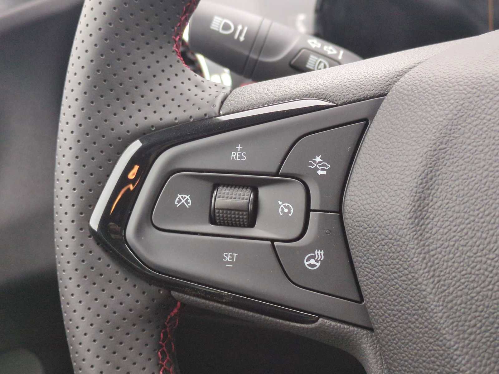 New 2026 Chevrolet Trax RS w/ Sunroof Package image 22