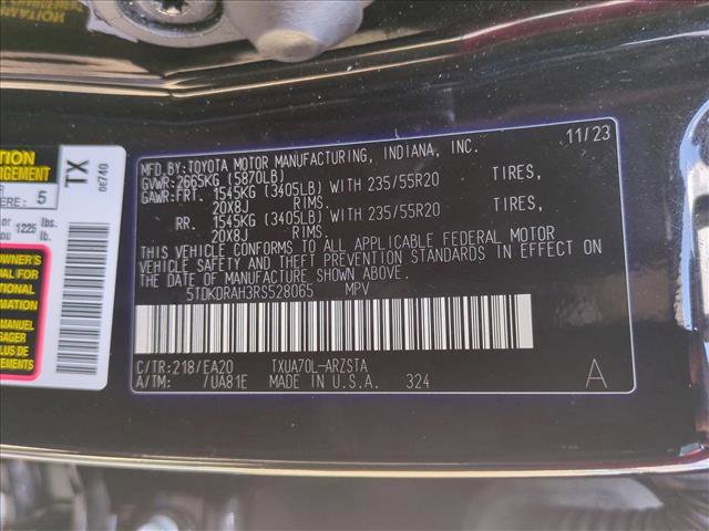 Used 2024 Toyota Highlander XSE image 26