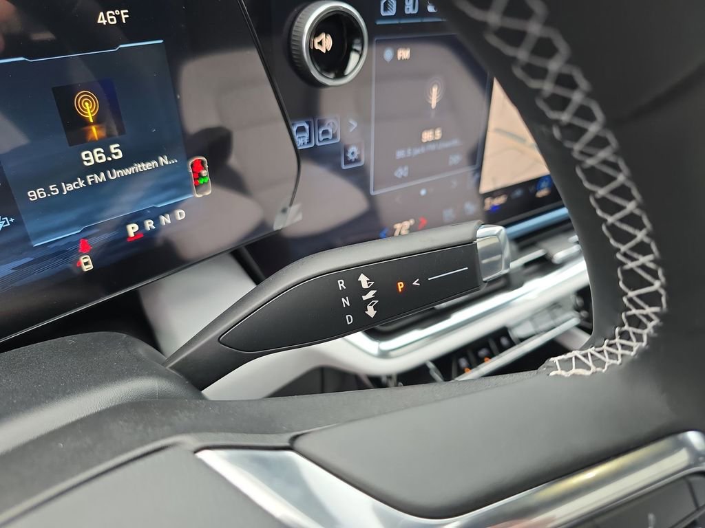 New 2026 Chevrolet Equinox EV LT image 18